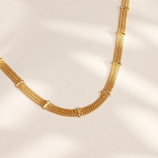Galla Choker